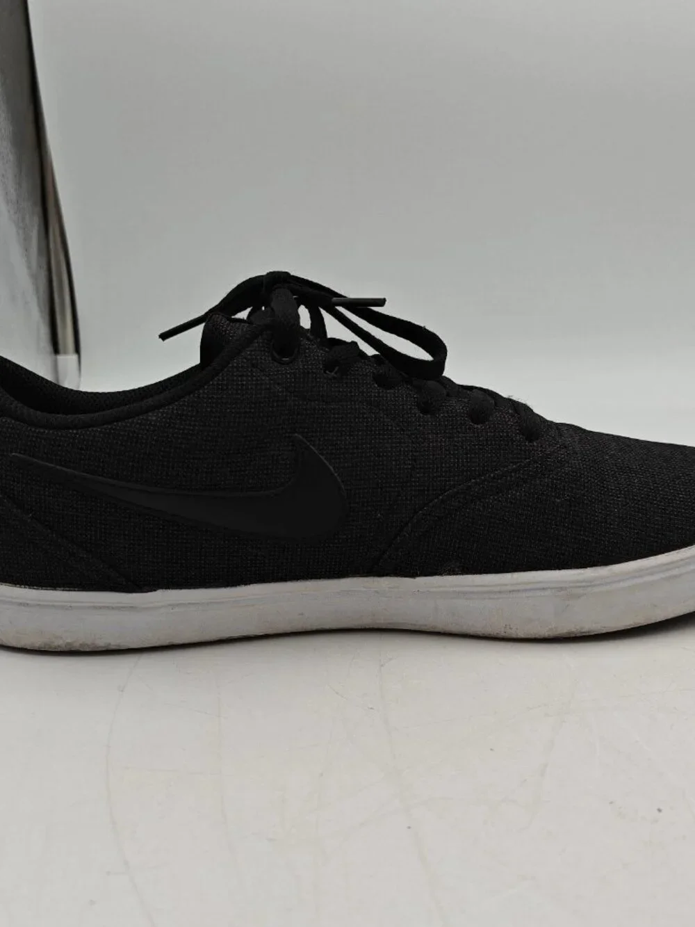 Nike SB Check Solar Canvas Black White Men’s 10.5 843896-007 Skate Shoes